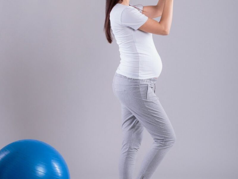How to Maintain a Fit & Active Lifestyle During Pregnancy